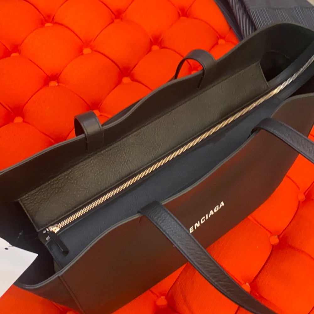 Balenciaga large tote bag - Picture 9 of 14